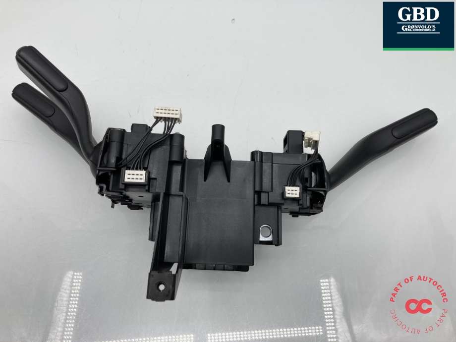 Bryter combi til VW Passat 2011-2015 (B7) (B7) (3C9 953 502 B 9B9|3C9 953 501 BG|)