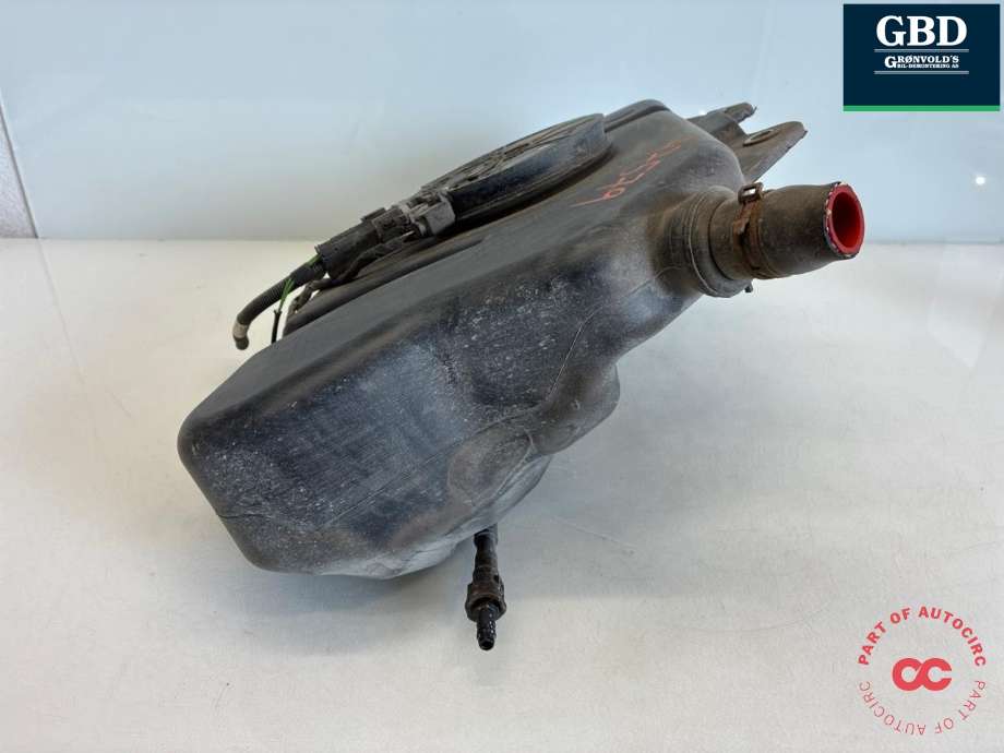 AdBlue tank til Mercedes Vito 2014-->> (W447) (W447) (A 447 470 01 15|)