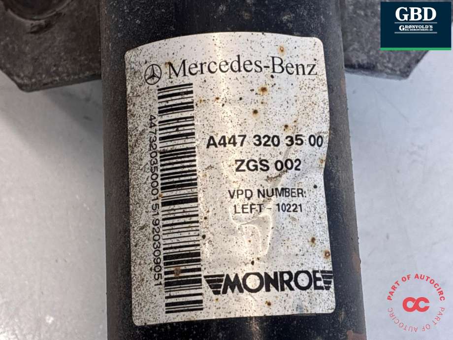 Fjærbein venstre foran til Mercedes Vito 2014-->> (W447) (W447) (A 447 320 04 00|A 447 320 35 00|)