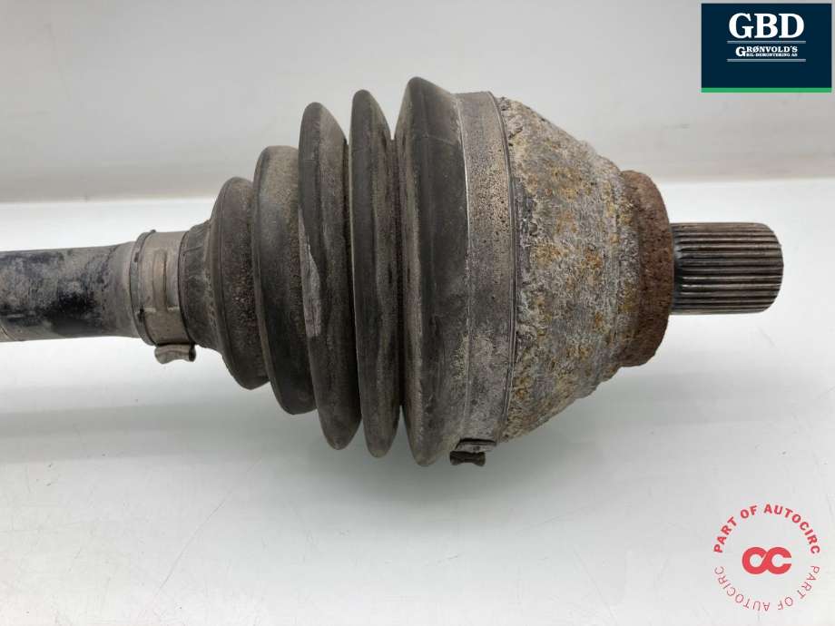 Drivaksel venstre foran, diesel/automat til VW Passat 2011-2015 (B7) (B7) (1K0 407 271 PF|2K0 407 271 E|2K3 407 271 B)