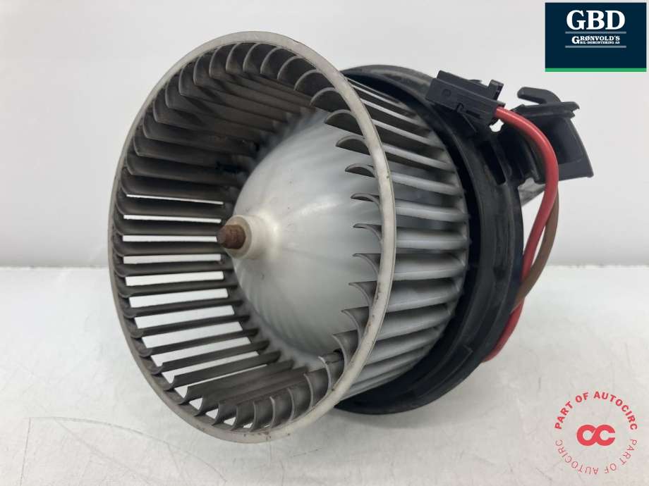 Varmeapparat motor til Mercedes E-Klasse 2013-2016 (Fase 2) (W212) (W212) (BEHR|A 212 820 07 08|V7771001|)