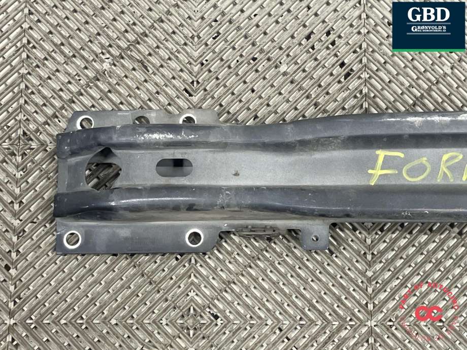 Støtfangerforsterkning foran til Volvo V70 2007-2013 (Type III, Fase 1) (30791152|)