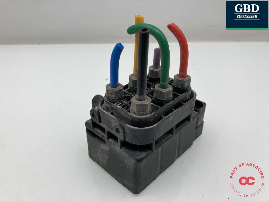 Ventilblokk luftfjæring til VW Touareg 2010-2018 (Type II)  (7P0 698 014 B|7P0 698 014|)