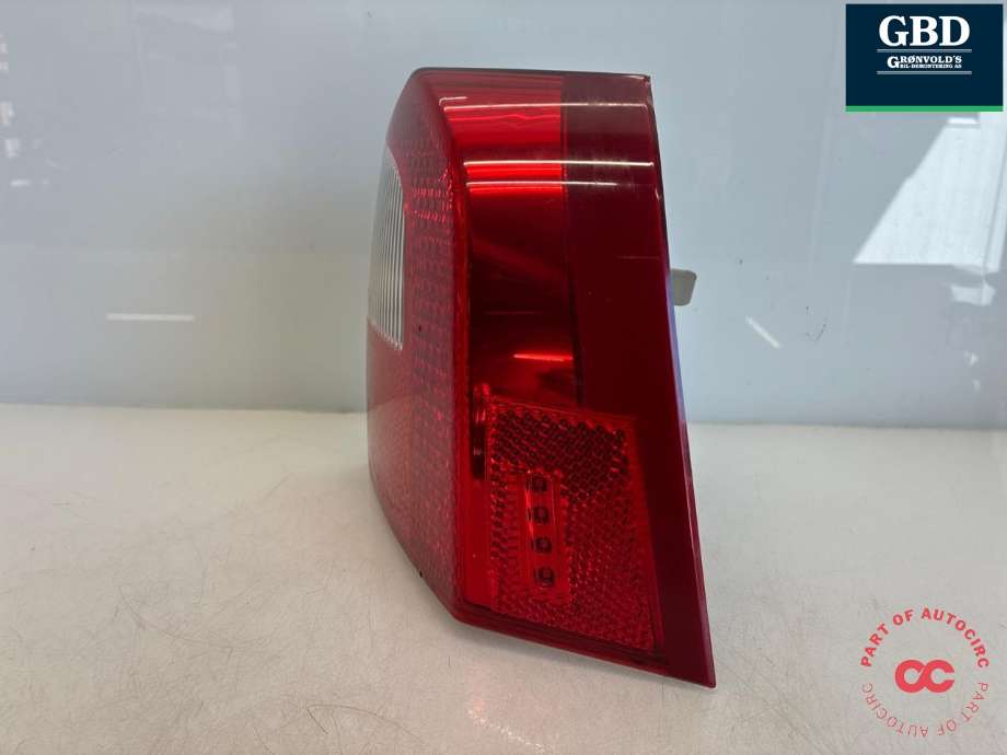 Baklykt høyre ytre til Volvo V70 2007-2013 (Type III, Fase 1) (31395073|31276840|)