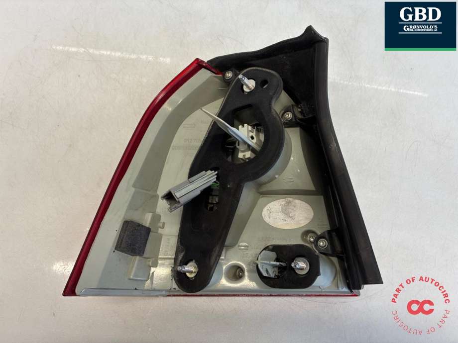Baklykt høyre ytre til Volvo V70 2007-2013 (Type III, Fase 1) (31395073|31276840|)