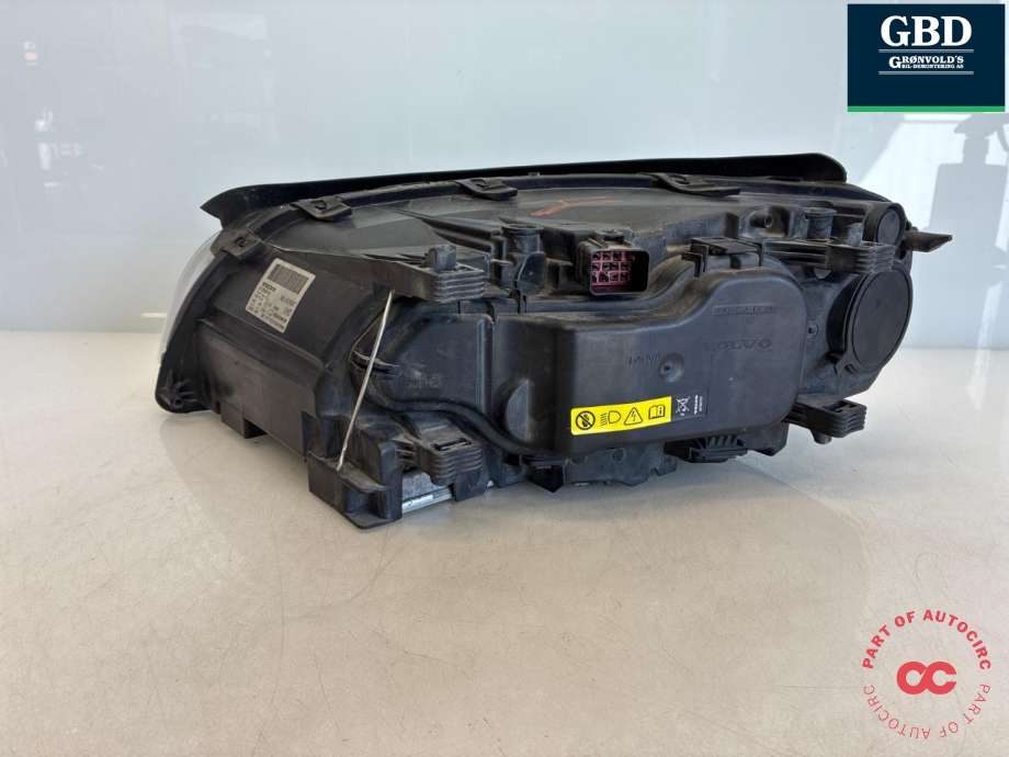 Frontlykt høyre xenon til Volvo V70 2007-2013 (Type III, Fase 1)  (31353539|31283916|)