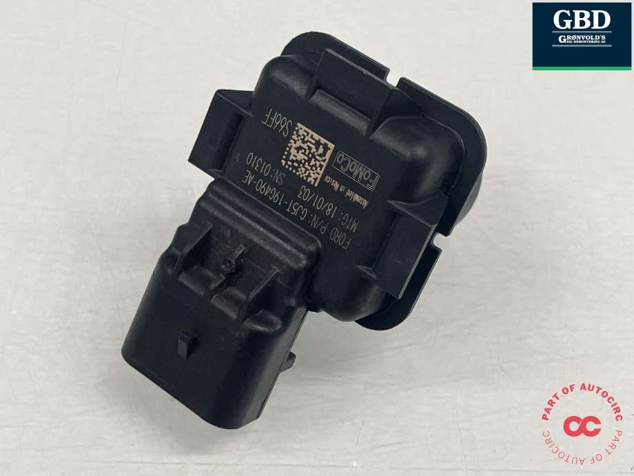 Parkeringskamera bak til Ford Kuga 2013-2019  (FOMOCO|2353579|GJ5T-19G490-AF|GJ5T-19G490-AE)