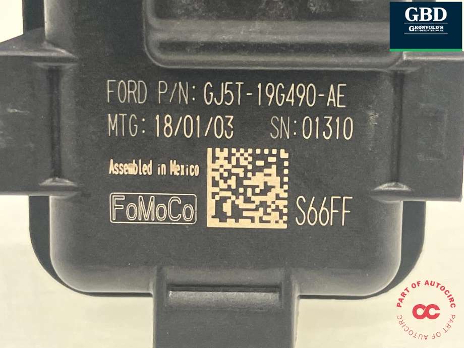 Parkeringskamera bak til Ford Kuga 2013-2019  (FOMOCO|2353579|GJ5T-19G490-AF|GJ5T-19G490-AE)