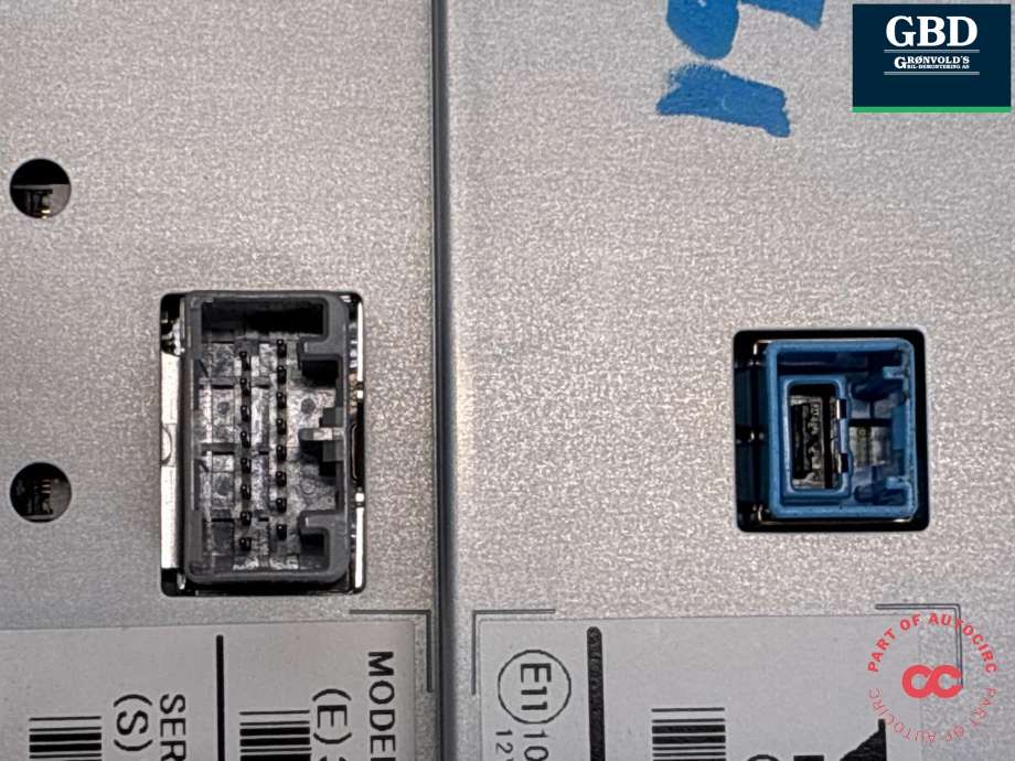 Bilstereo navigasjon skjerm til Volvo V60/V60 CC 2013-2018 (Type I, Fase 2)  (36011463|31382065|)
