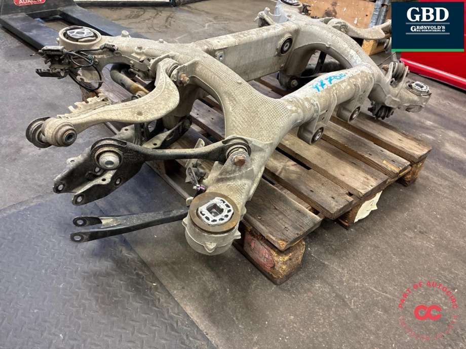 Travers bak til BMW X5 2018-->> (G05) (G05) (33 31 6 896 369|)