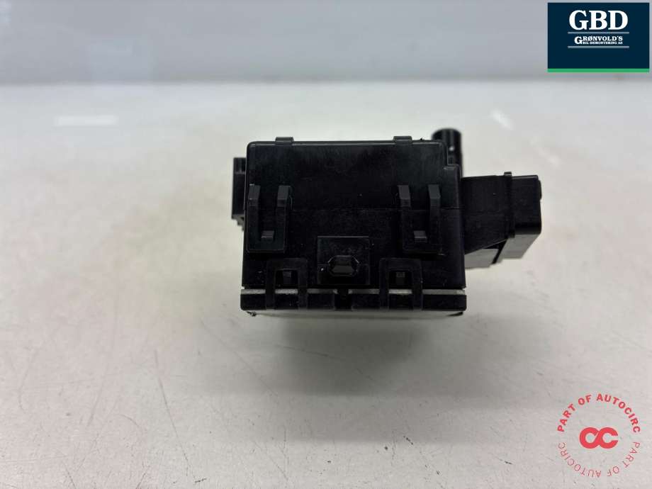 Bryter visker til Suzuki Swift 2005-2010  (3731062J31|3731062J30|8707X)