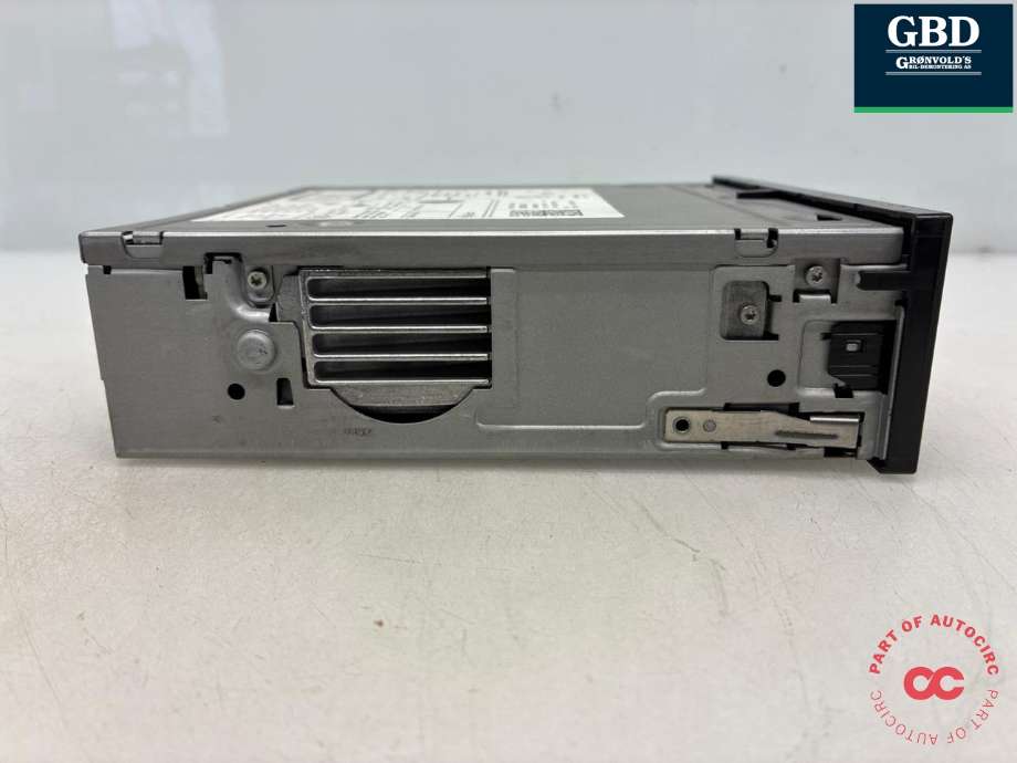 Bilstereo navigasjon til Škoda Octavia 2013-2016 (Type III, Fase 1) (5Q0 035 874 A|)