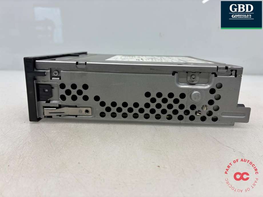 Bilstereo navigasjon til Škoda Octavia 2013-2016 (Type III, Fase 1) (5Q0 035 874 A|)