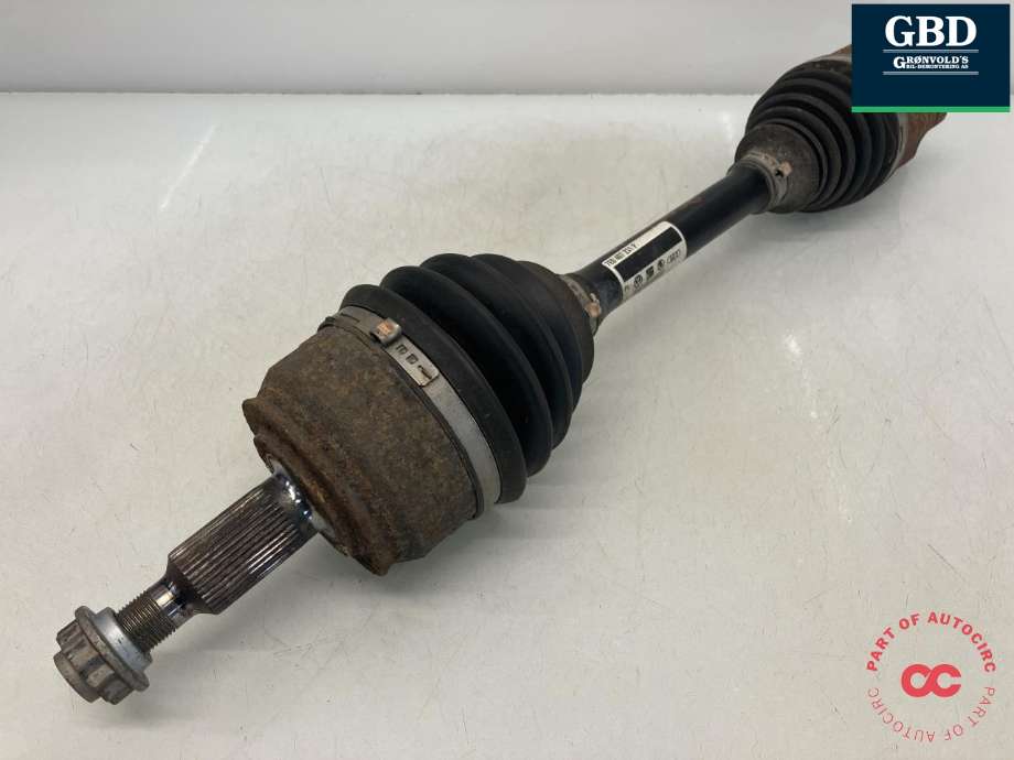 Drivaksel venstre foran, diesel/automat til VW Transporter / Caravelle 2015-2019 (T6) (T6) (7LA 407 271 E|7E0 407 271 P|1 02 43 776 G)