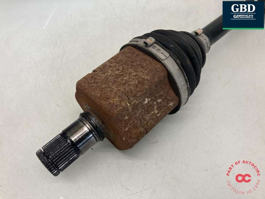 Drivaksel venstre foran, diesel/automat til VW Transporter / Caravelle 2015-2019 (T6) (T6) (7LA 407 271 E|7E0 407 271 P|1 02 43 776 G)
