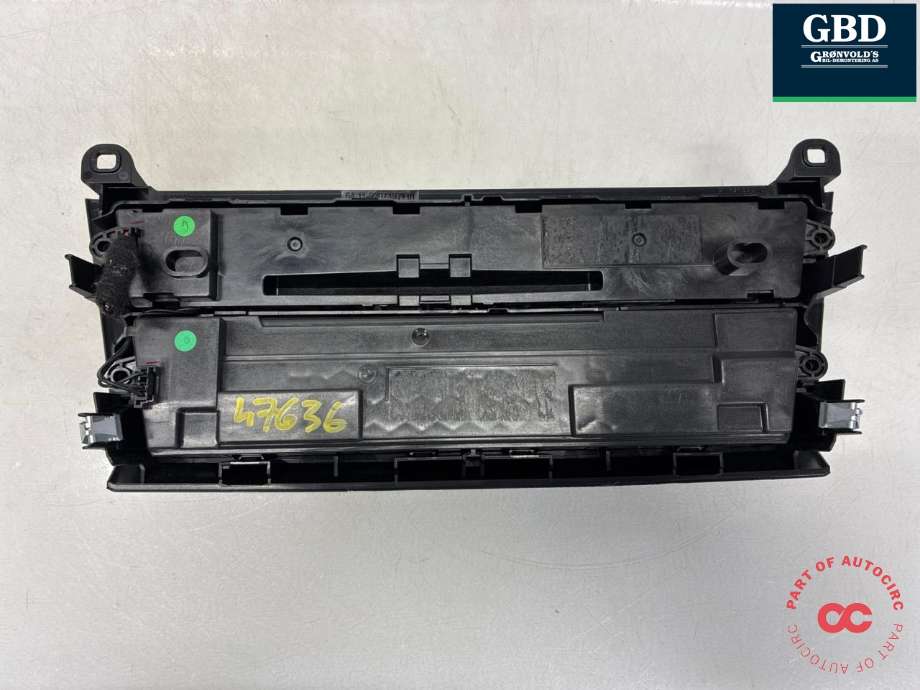 Varmeapparat betjening til BMW 1-Serie 2011-2015 (Fase 1) (F20/F21) (F20/F21) (64 11 9 287 341|6411-9207197 01|)
