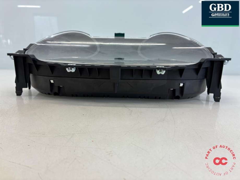 Instrumentpanel til VW Passat 2015-2019 (Fase 1) (B8) (B8) (3G0 920 741|)