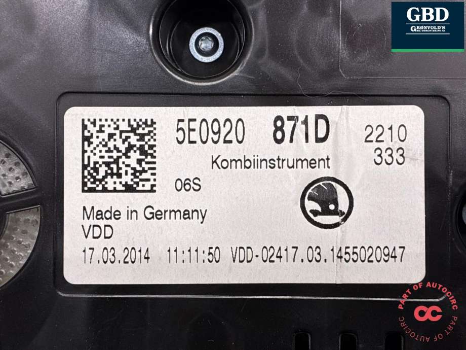 Instrumentpanel til Škoda Octavia 2013-2016 (Type III, Fase 1)  (5E0 920 871 D|)
