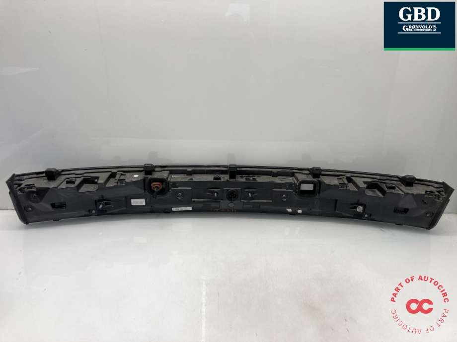 Baklykt midtre til Ford Capri 2024-->> (2805305|R2KB-13N466-AD|)