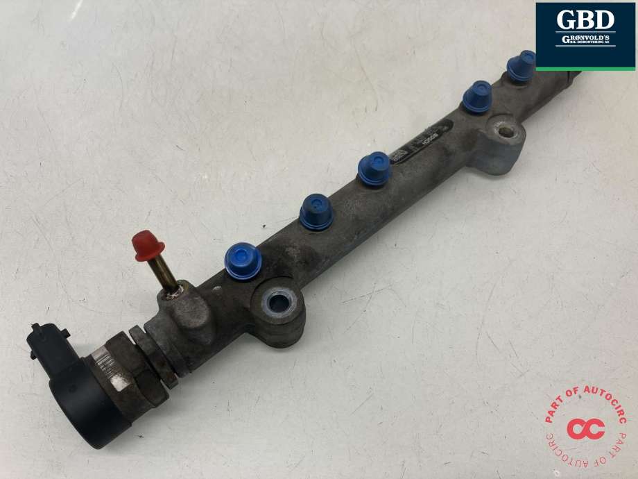 Dyseskinne (fuelrail) til Toyota Auris 2007-2010 (Type I, Fase 1)  (BOSCH|238100N021|2381033021|107780-0452| 0 445 214 132)