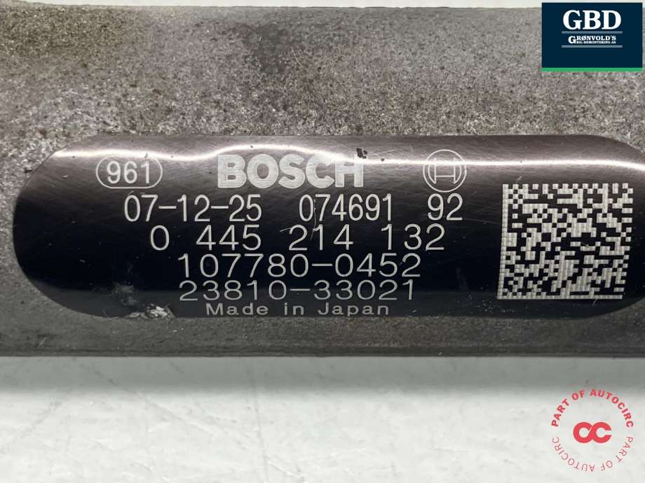 Dyseskinne (fuelrail) til Toyota Auris 2007-2010 (Type I, Fase 1)  (BOSCH|238100N021|2381033021|107780-0452| 0 445 214 132)