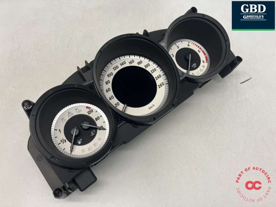 Instrumentpanel til Mercedes CLS 2011-2017 (C218) (C218) (A 218 900 73 02|A 218 900 60 02|A 218 900 66 01)