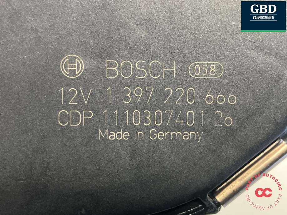 Viskermotor frontrute til Mercedes CLS 2011-2017 (C218) (C218) (BOSCH|A 212 820 12 40|1 397 220 666|)