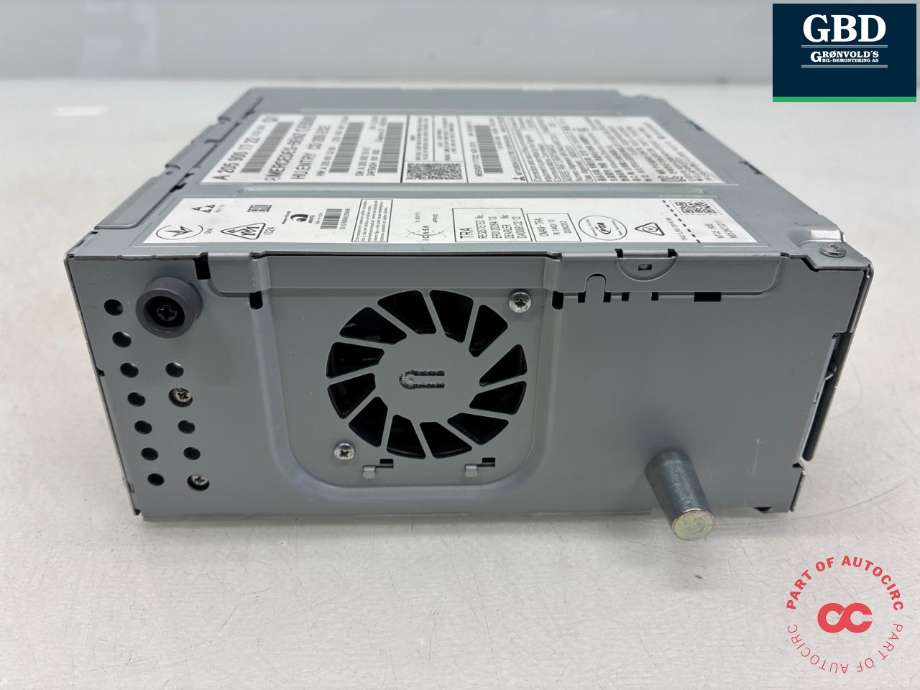 Bilstereo navigasjon spiller til Mercedes C-Klasse 2014-2018 (Fase 1) (W205) (W205) (MITSUBISHI|A 205 900 62 22|A 205 900 17 22|)