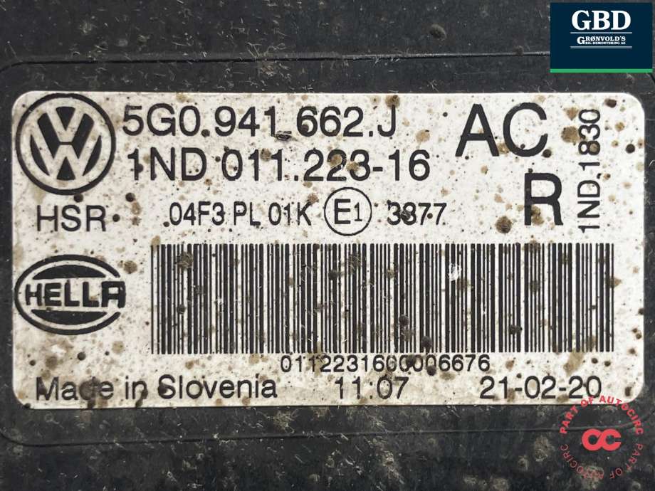 Tåkelykt høyre foran til VW Golf VII 2012-2017 (Fase 1) (HELLA|5G0 941 662 J|5G0 941 662 D|1ND 011 223-16)