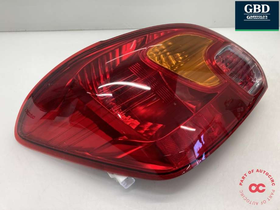 Baklykt venstre til Mitsubishi Space Star 2013-->> (Type II) (8330A781|)