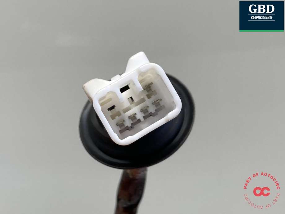 Baklykt venstre til Mitsubishi Space Star 2013-->> (Type II) (8330A781|)