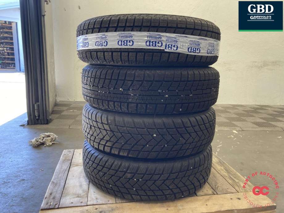 Hjulsett aluminium vinter til Mitsubishi Space Star 2013-->> (Type II)  (2STK YOKOHAMA ICE GUARD|155/65R14  4.5JX14  ET 46 PROD 25 7.7MM|2STK GT RADIAL WINTERPRO 2EVO|155/65R14 4.5JX14 ET46 PROD 24 6.2MM)