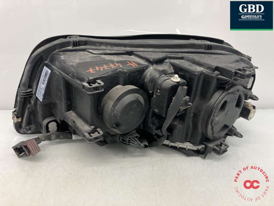 Frontlykt høyre xenon til Volvo XC90 2002-2006 (Type I, Fase 1)  (VALEO|31111187|31446867|89909626)