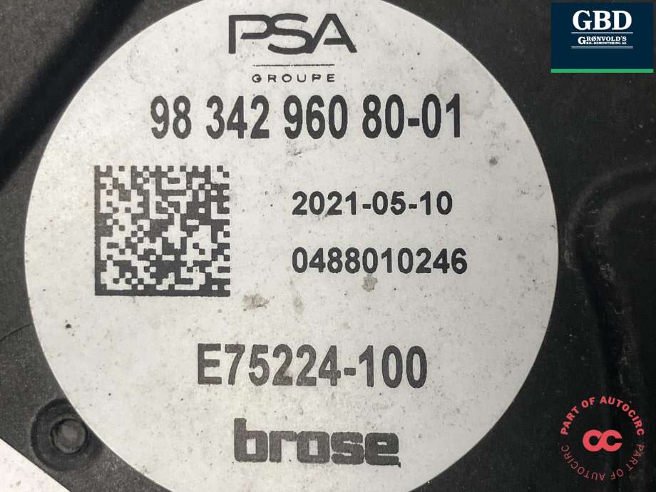 Kjølevifte elektrisk til Opel Vivaro C 2020-->>  (BROSE|98 342 960 80|E75224-100)