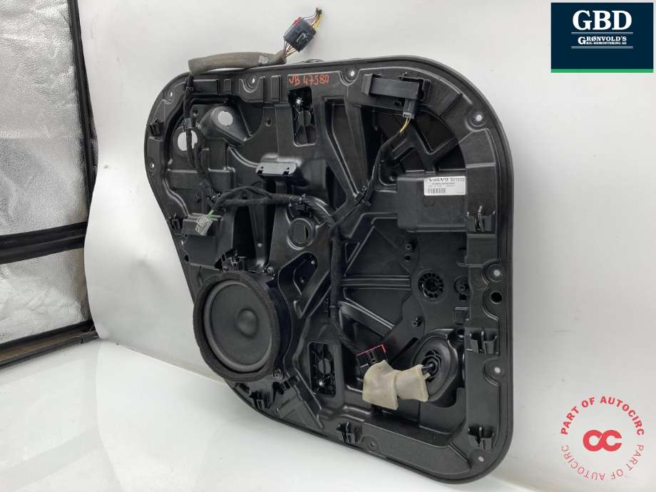 Ruteheis venstre bak til Volvo XC90 2015-2025 (Type II)  (31349764|)