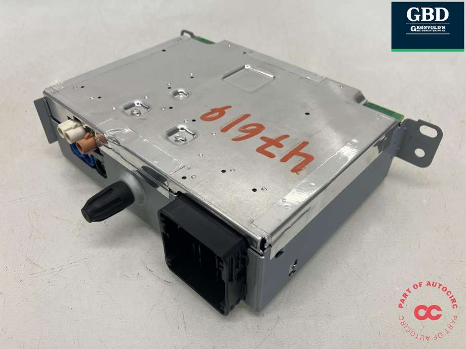 Bilstereo navigasjon til Peugeot Partner 2019-->> (Type III)  (BOSCH|16 849 414 80|16 314 832 80|98 287 094 80| 7 503 900 258)