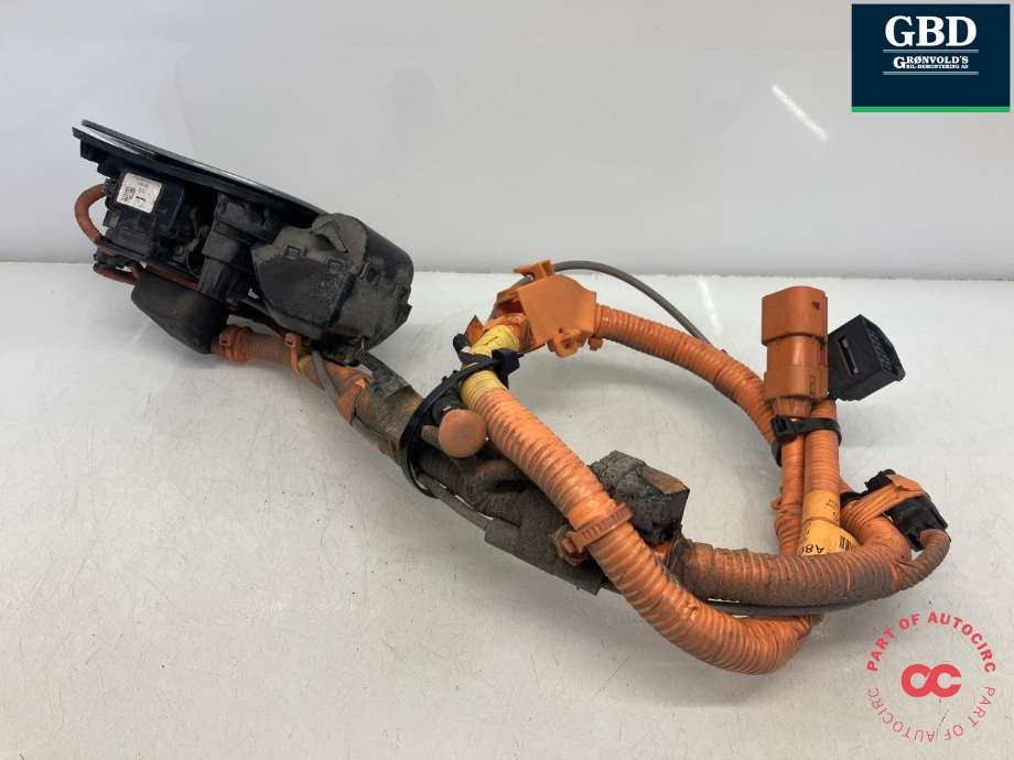 Batterilader inntak/luke til Kia Optima 2017-2020  (91886A 8010|33106247|)