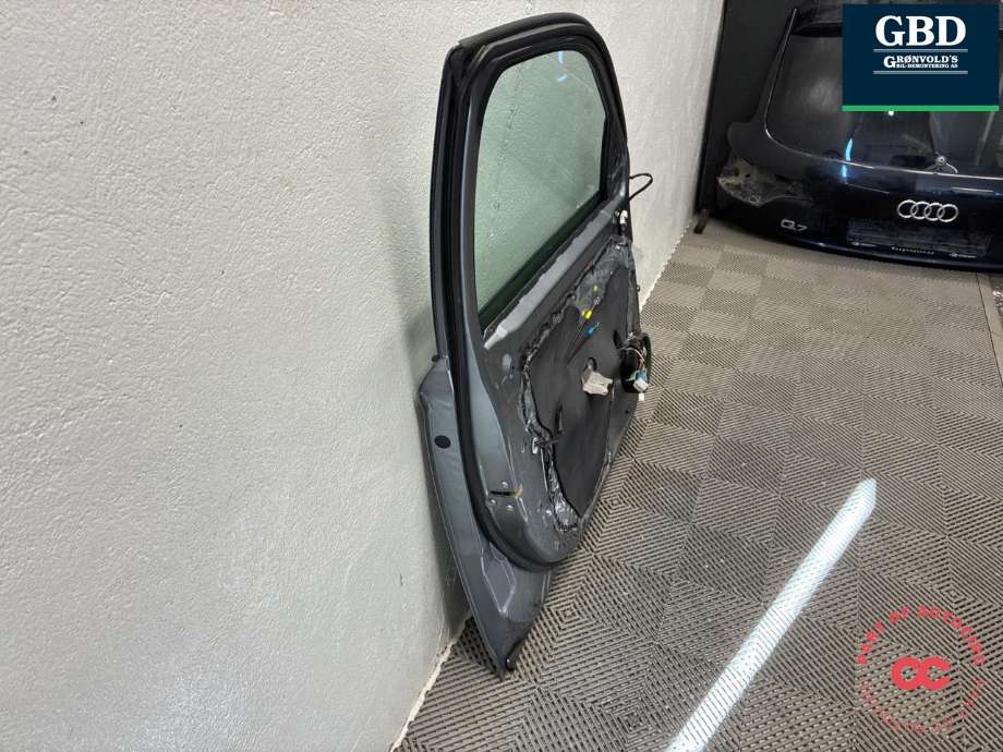 Dør venstre foran til Mitsubishi Outlander 2015-->> (Type III, Fase 2) (5700B859|)