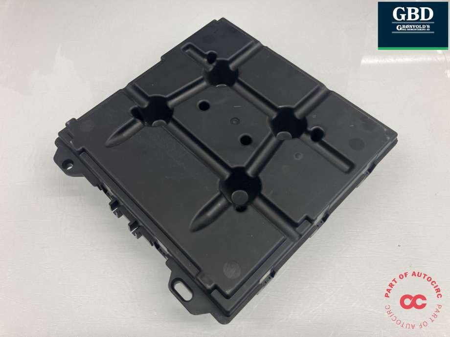 Styreenhet comfort (BCM) til VW Transporter / Caravelle 2009-2015 (Fase 2) (T5) (T5) (CONTINENTAL|7E0 937 090    Z2C|7H0 937 090 B  Z3A|A2C82235100)