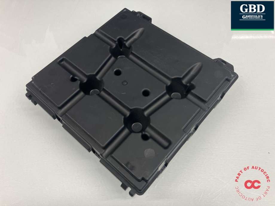 Styreenhet comfort (BCM) til VW Transporter / Caravelle 2009-2015 (Fase 2) (T5) (T5) (CONTINENTAL|7E0 937 090    Z2C|7H0 937 090 B  Z3A|A2C82235100)