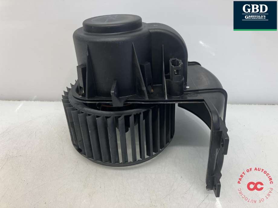 Varmeapparat motor til VW Transporter / Caravelle 2009-2015 (Fase 2) (T5) (T5) (7E1 820 021|A05903-115|)