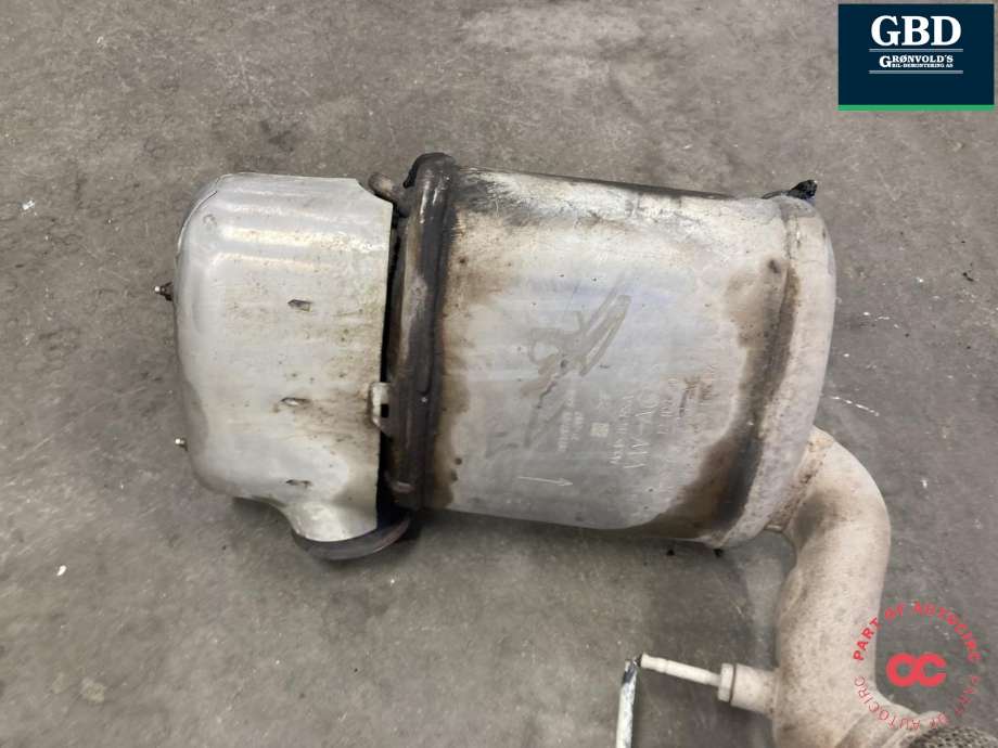 Partikkelfilter til Škoda Octavia 2009-2013 (Type II, Fase 2)  (1K0 254 707 LX|JZW 254 700 FX|1K0 131 723 AG)