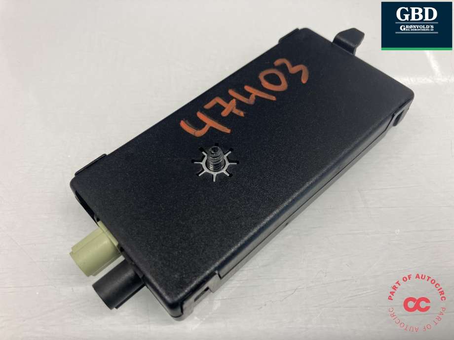 Antenne forsterker til BMW X5, 2013-2018 (F15) (F15) (65 20 9 334 691)