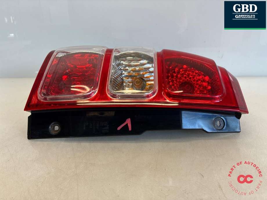 Baklykt venstre til Suzuki Grand Vitara 2005-2015 (Type III) (35670-65J11-000|220-59079|)