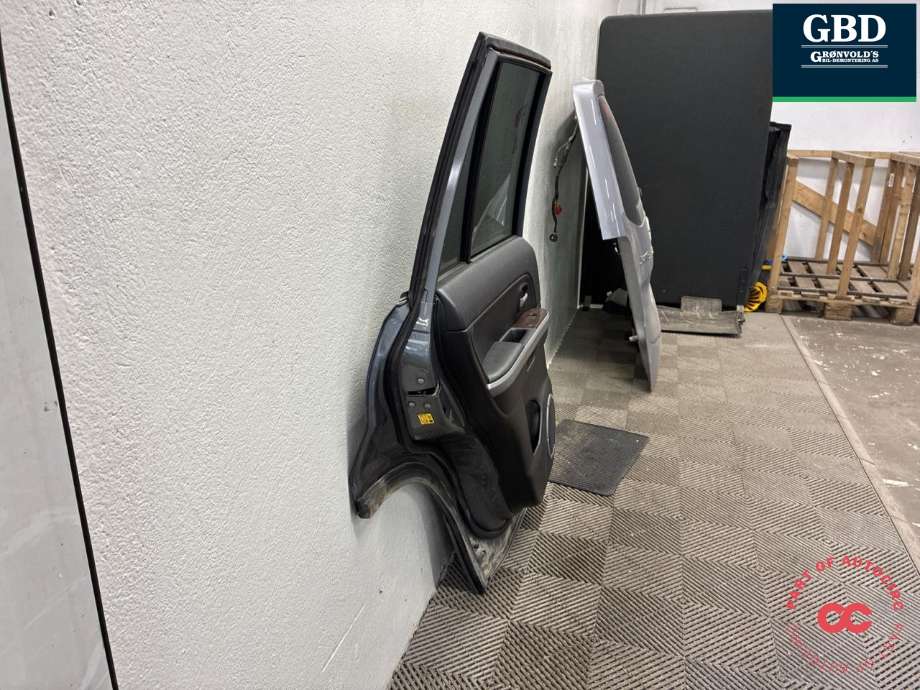 Dør venstre bak til Suzuki Grand Vitara 2005-2015 (Type III) (68004-65832-000|)