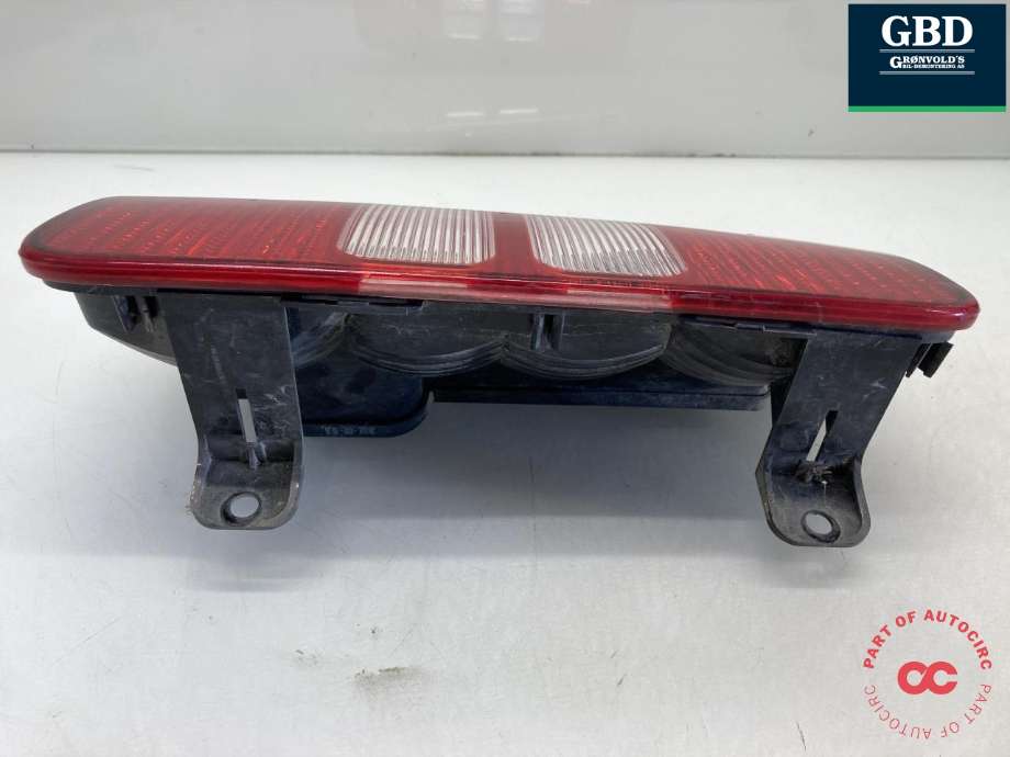 Baklykt venstre til VW Caddy 2010-2015 (Type III, Fase 2)  (2K5 945 095 Q|2K5 945 095 K|2K0 945 111 A)