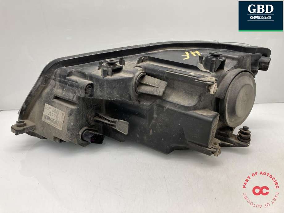 Frontlykt høyre halogen til VW Caddy 2010-2015 (Type III, Fase 2) (2K5 941 006 A|)