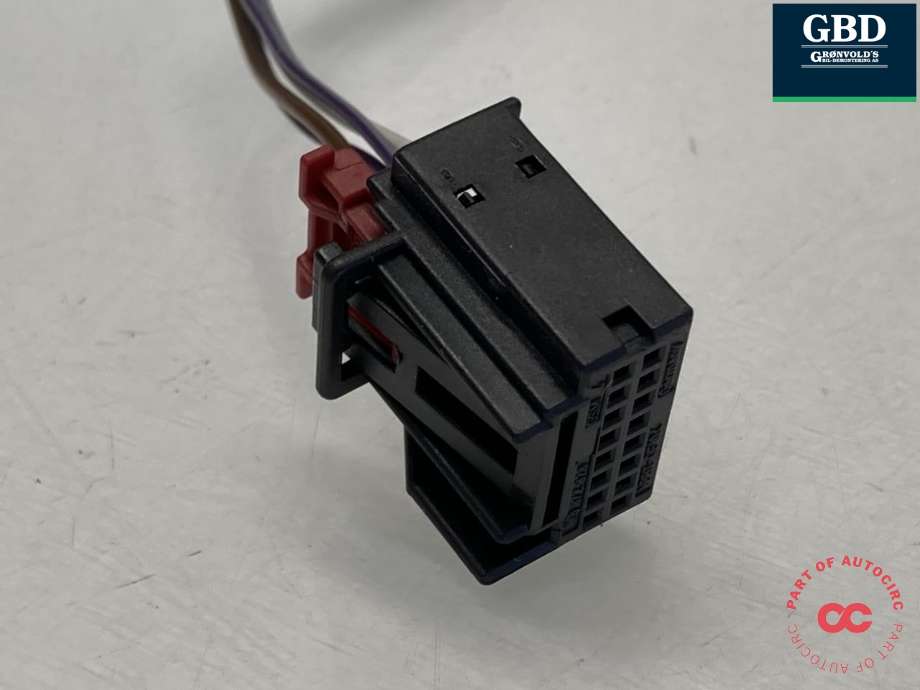 Speil høyre til VW Caddy 2010-2015 (Type III, Fase 2)  (2K5 857 508 AP 9B9|2K5 857 508 AE 9B9|)