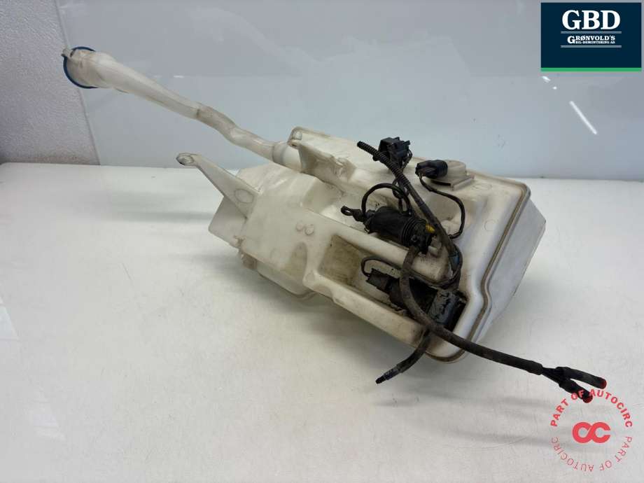 Spylertank til Volvo XC60 2008-2013 (Type I, Fase 1)  (30753424|)