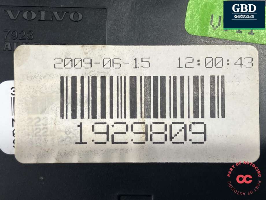 Bilstereo betjeningspanel til Volvo V70 2007-2013 (Type III, Fase 1)  (ALPS|36001867|1929809|)